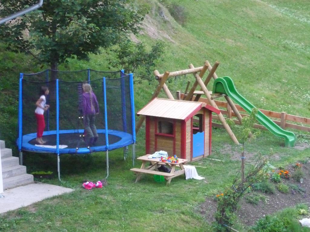 Apartmenthaus Gutwenger อินเนอร์ฟิลล์กราเท็น ภายนอก รูปภาพ